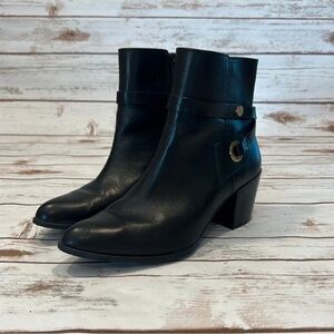 Anne Klein Elegant Black Leather Heeled Boots